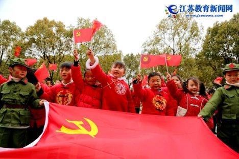 铁笼中的小鹿逃脱