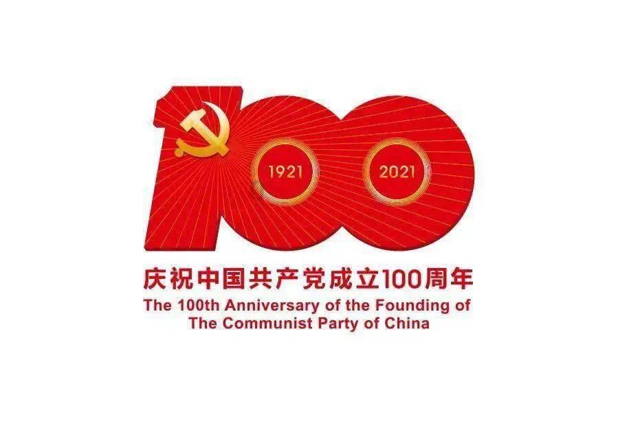 锅包肉，表面酸甜口的汁，一口下去酸、甜、香、酥各种口味交织