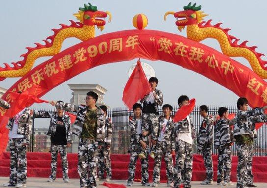 跟着赛事去旅行｜冬季新玩法！体验3天2晚呼伦贝尔冬季奇幻之旅